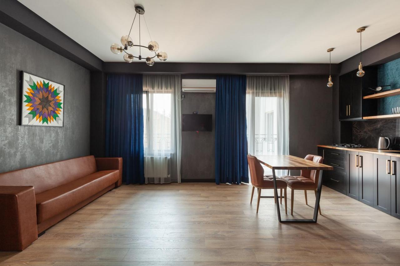 Irina'S Apartments كوتايسي المظهر الخارجي الصورة