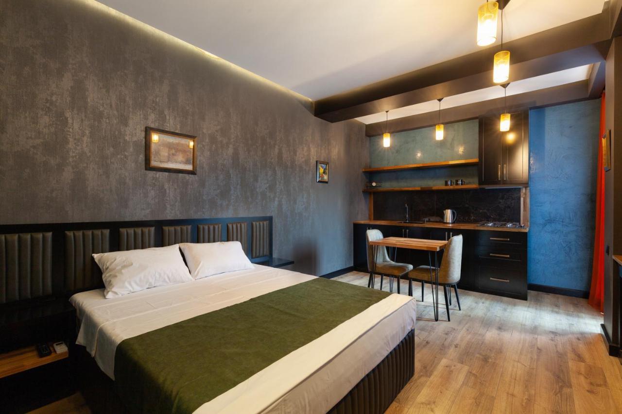 Irina'S Apartments كوتايسي المظهر الخارجي الصورة